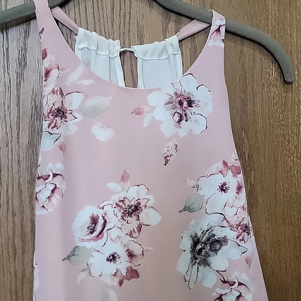 Tank - Picture 2 of 2